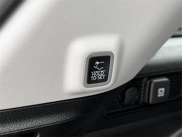 used 2022 Jeep Grand Cherokee car, priced at $30,778