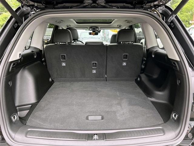 used 2022 Jeep Grand Cherokee car, priced at $30,778