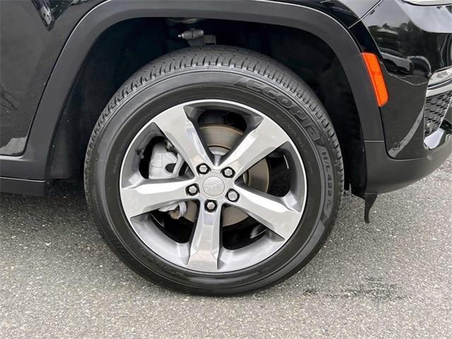 used 2022 Jeep Grand Cherokee car, priced at $30,778