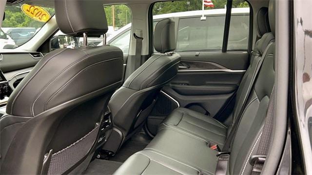 used 2022 Jeep Grand Cherokee car, priced at $30,778