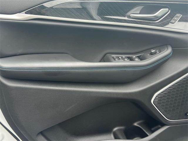 new 2023 Jeep Grand Cherokee 4xe car, priced at $40,000