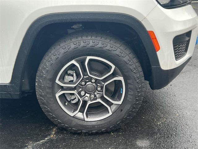 new 2023 Jeep Grand Cherokee 4xe car, priced at $40,000