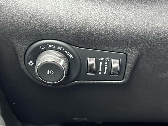 new 2025 Jeep Compass car, priced at $33,108