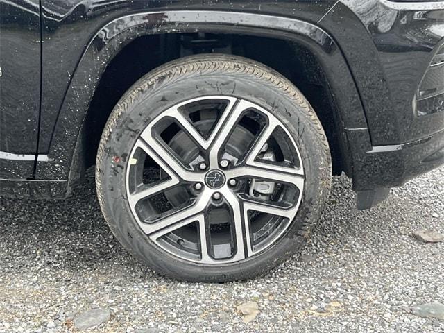 new 2025 Jeep Compass car, priced at $41,385