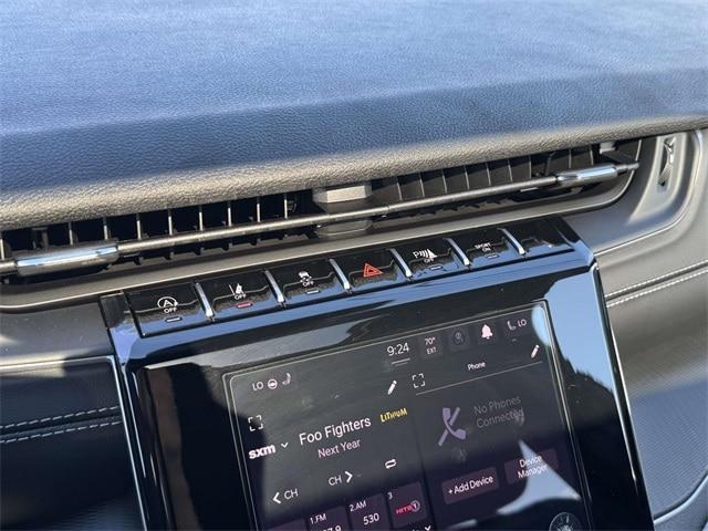 new 2025 Jeep Grand Cherokee car, priced at $41,146