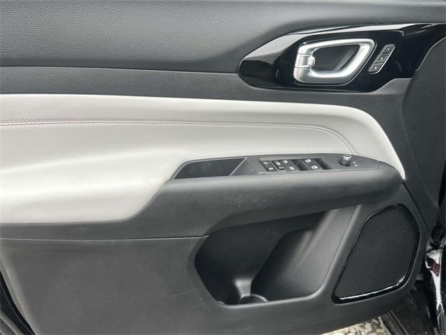 new 2025 Jeep Compass car, priced at $36,383