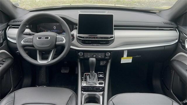 new 2025 Jeep Compass car, priced at $35,018