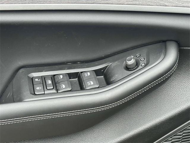 new 2025 Jeep Grand Cherokee car, priced at $46,430