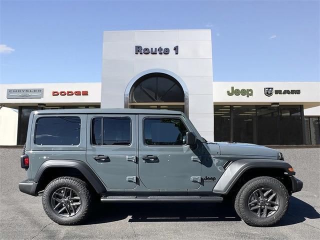 new 2025 Jeep Wrangler car, priced at $47,592