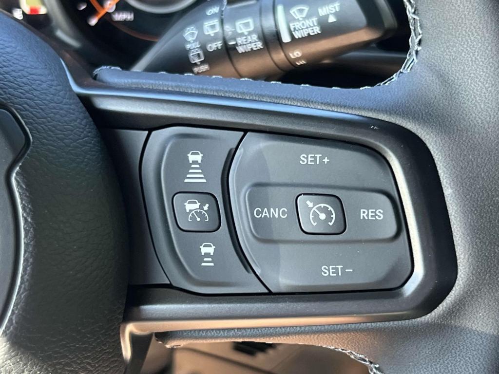 new 2025 Jeep Wrangler car, priced at $45,515