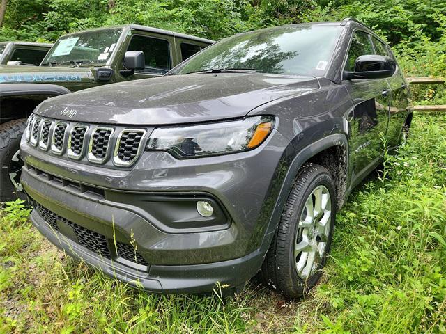 new 2024 Jeep Compass car, priced at $33,933