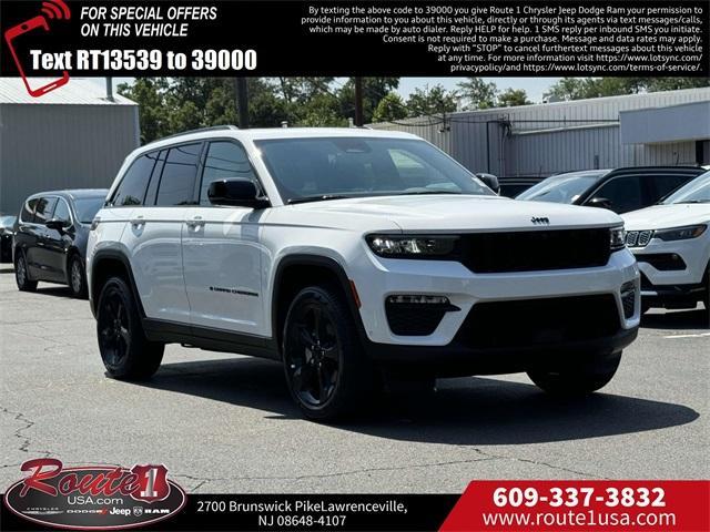 new 2025 Jeep Grand Cherokee car, priced at $45,000