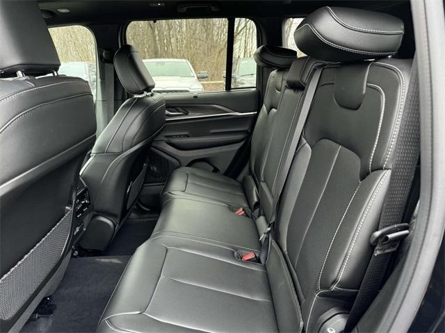 new 2025 Jeep Grand Cherokee car, priced at $48,964