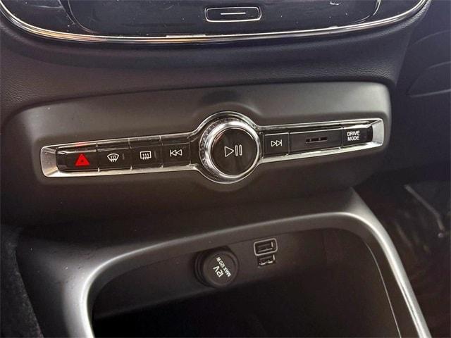 used 2022 Volvo XC40 car, priced at $22,932