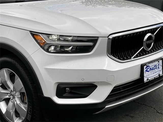 used 2022 Volvo XC40 car, priced at $22,932