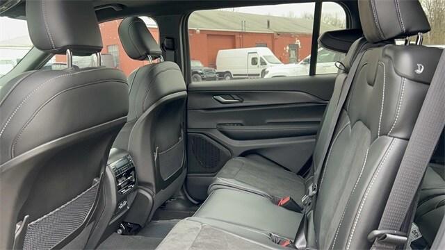 new 2025 Jeep Grand Cherokee L car, priced at $48,115