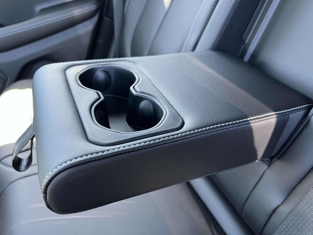 new 2025 Jeep Grand Cherokee car, priced at $47,248
