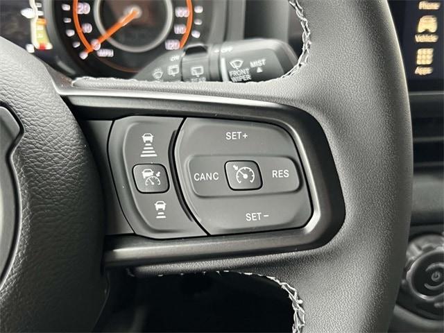 new 2025 Jeep Wrangler car, priced at $45,515