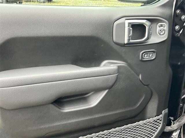 new 2025 Jeep Wrangler car, priced at $49,824