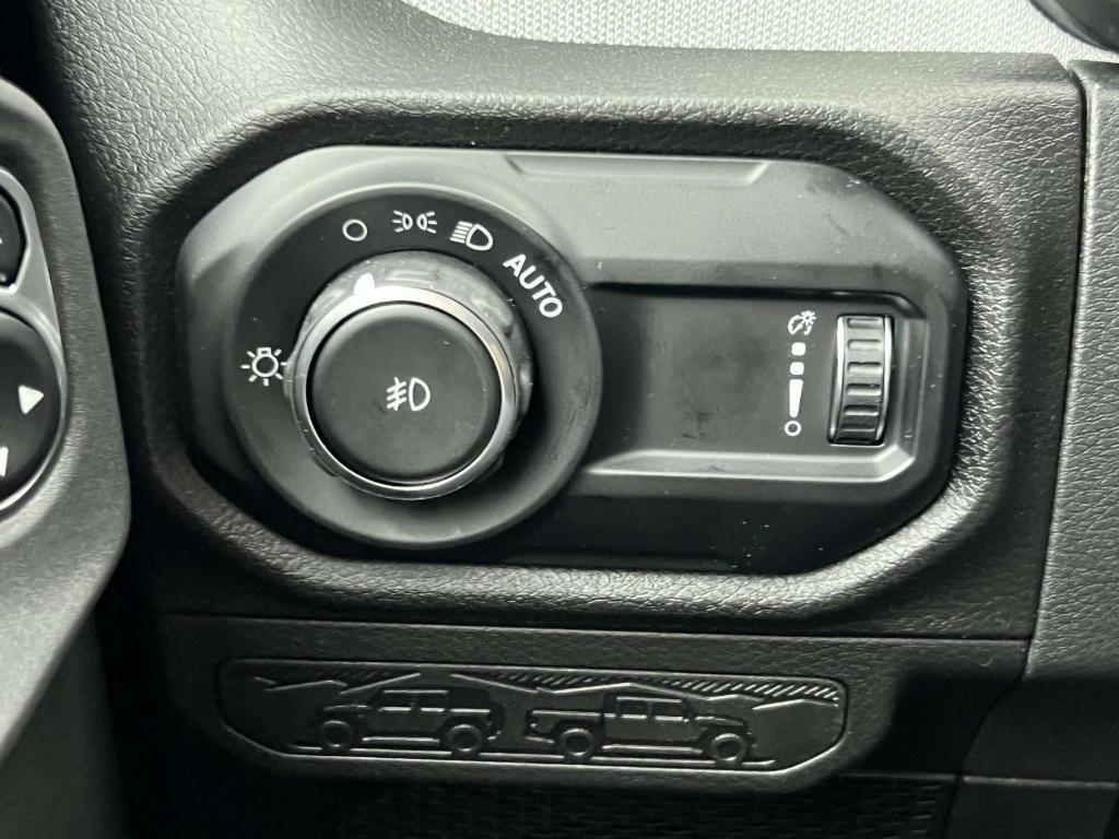 new 2025 Jeep Wrangler car, priced at $45,515