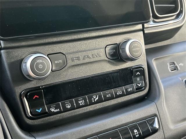 new 2024 Ram ProMaster 3500 car, priced at $60,693