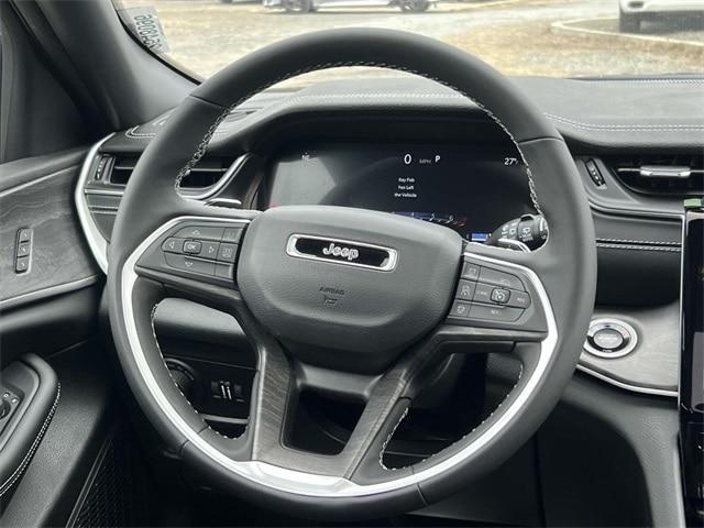 new 2025 Jeep Grand Cherokee car, priced at $48,964