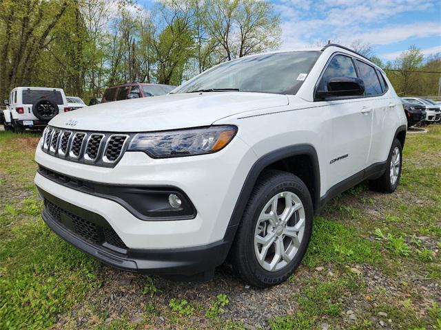 new 2024 Jeep Compass car, priced at $28,667