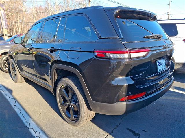 new 2025 Jeep Grand Cherokee car, priced at $44,979