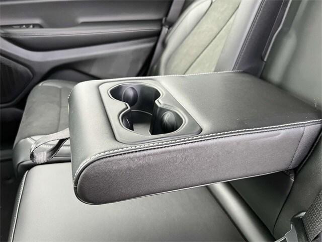 new 2025 Jeep Grand Cherokee L car, priced at $47,579