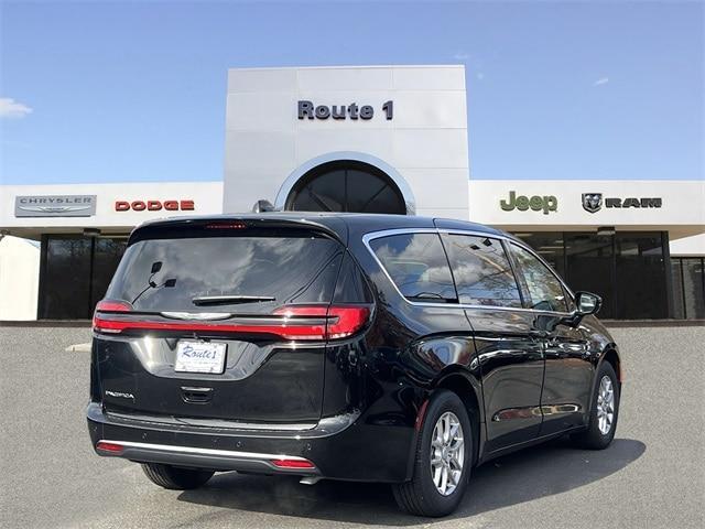new 2026 Chrysler Pacifica car, priced at $41,615