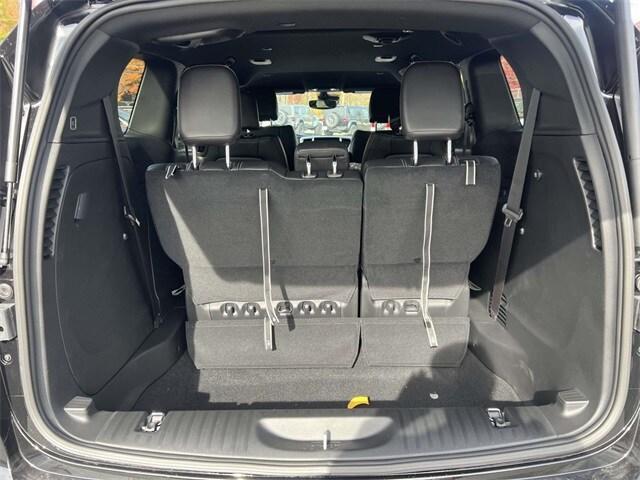 new 2026 Chrysler Pacifica car, priced at $41,615