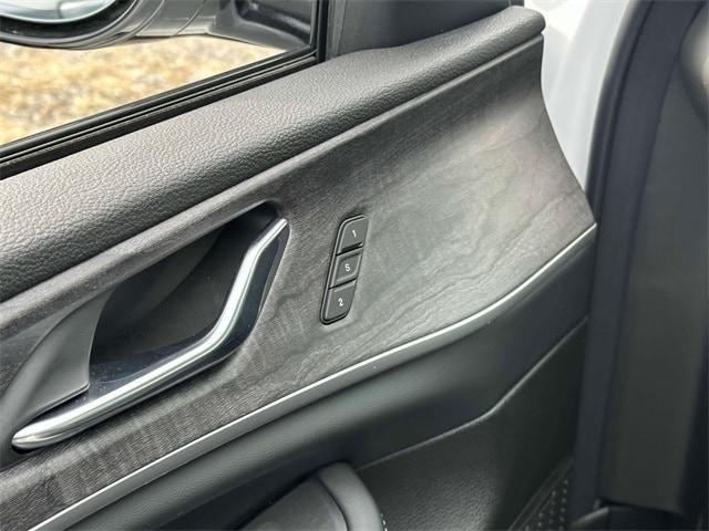 new 2025 Jeep Grand Cherokee car, priced at $54,865