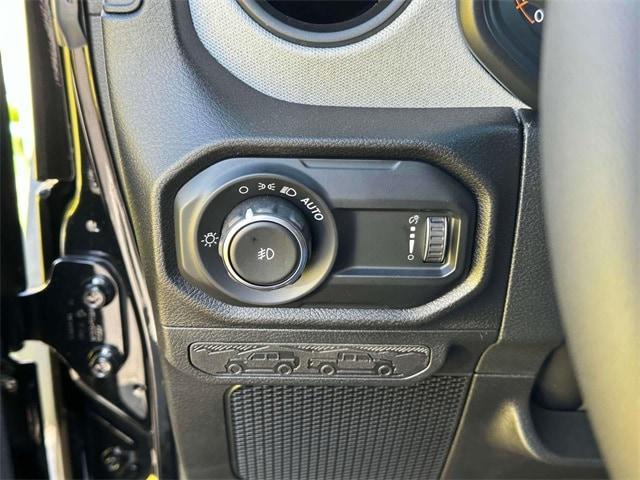 new 2025 Jeep Wrangler car, priced at $57,478