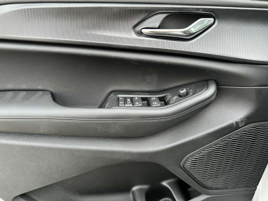 new 2025 Jeep Grand Cherokee L car, priced at $42,781