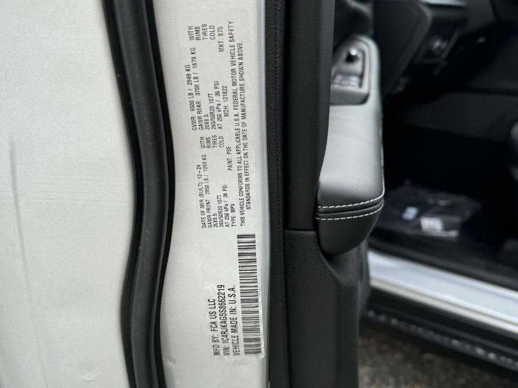 new 2025 Jeep Grand Cherokee L car, priced at $42,781