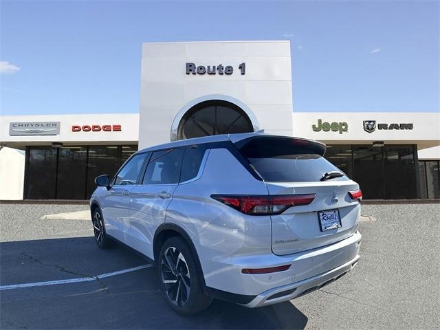 used 2024 Mitsubishi Outlander car, priced at $23,998