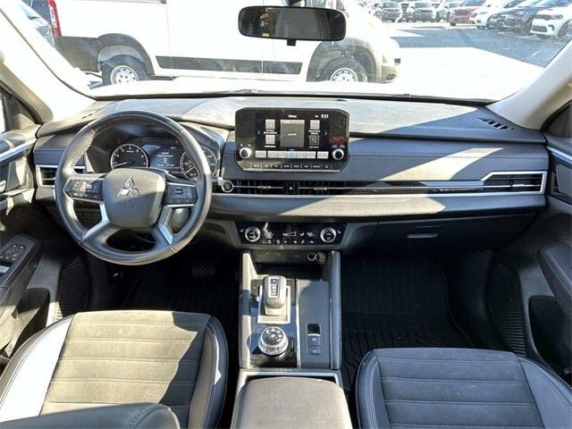 used 2024 Mitsubishi Outlander car, priced at $23,998