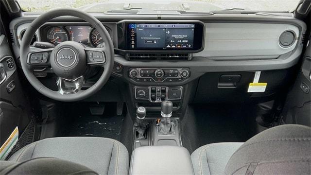 new 2025 Jeep Wrangler car, priced at $46,093