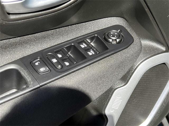 used 2019 Jeep Renegade car, priced at $16,025