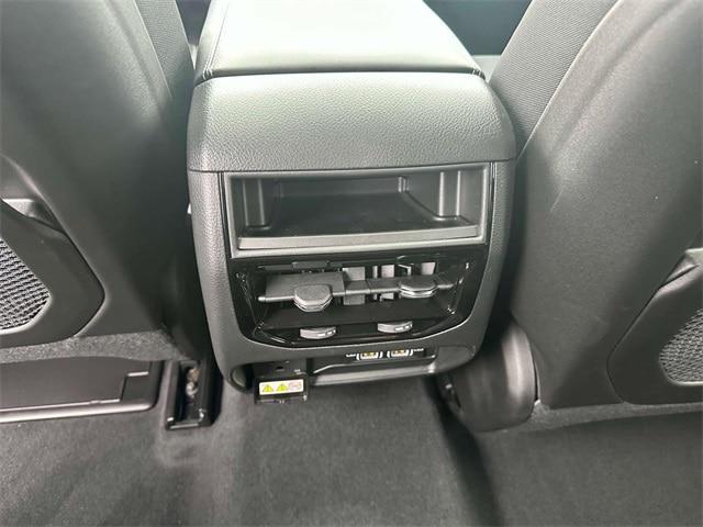 new 2025 Jeep Grand Cherokee car, priced at $48,175
