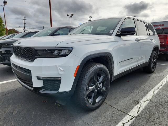 new 2024 Jeep Grand Cherokee L car, priced at $52,828