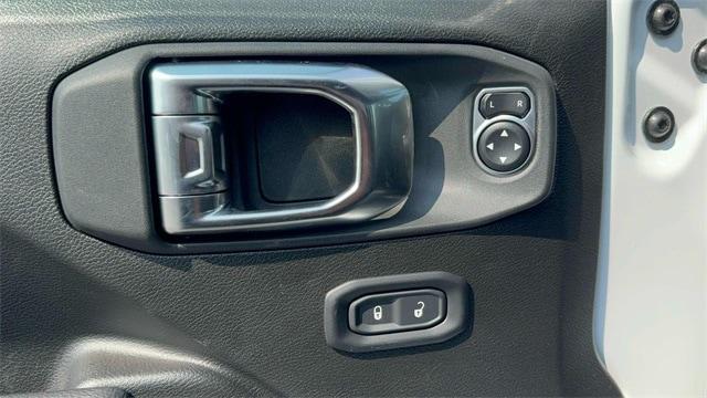 new 2025 Jeep Wrangler car, priced at $42,500