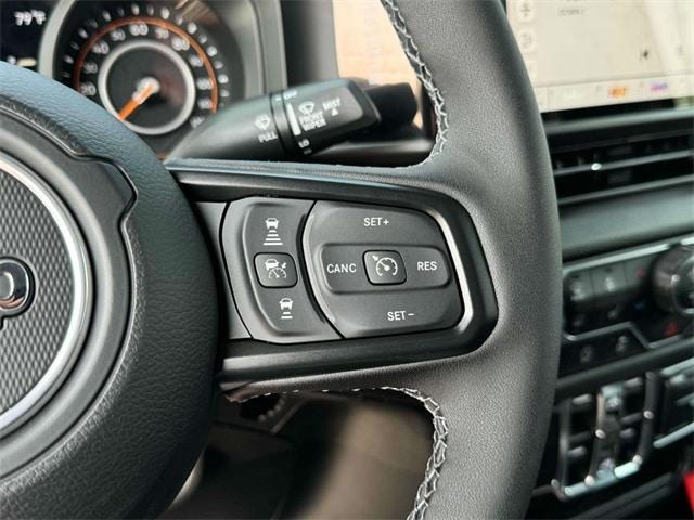 new 2025 Jeep Wrangler car, priced at $42,500