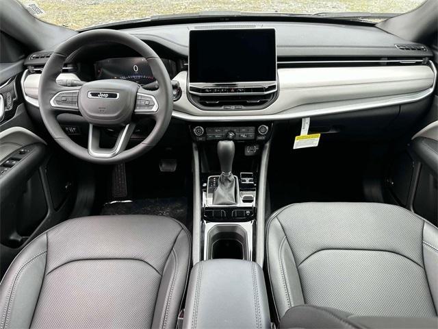 new 2025 Jeep Compass car, priced at $36,068