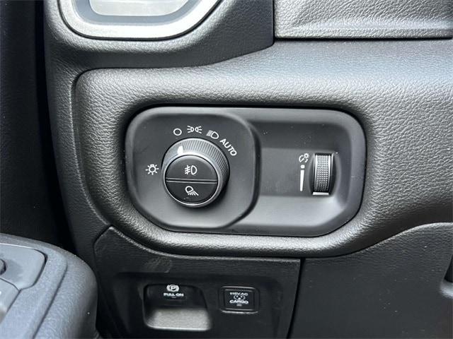 new 2025 Ram 1500 car, priced at $42,001