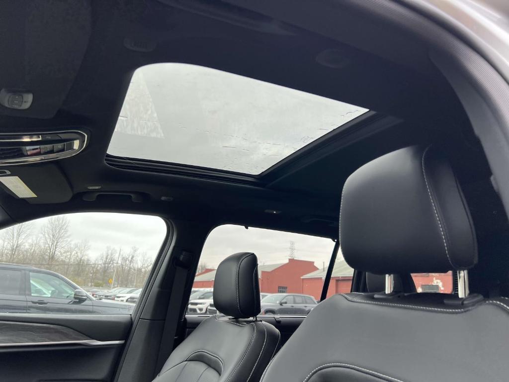 new 2025 Jeep Grand Cherokee L car, priced at $46,624
