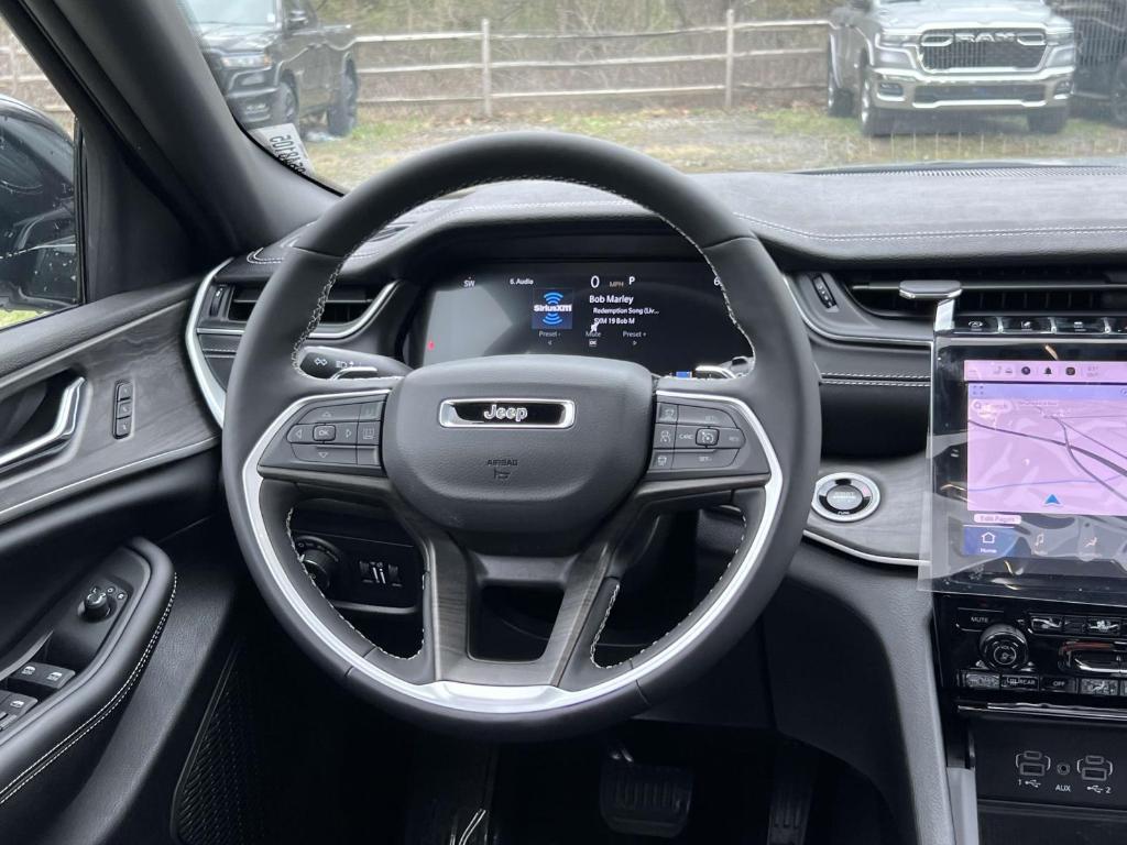 new 2025 Jeep Grand Cherokee L car, priced at $46,624