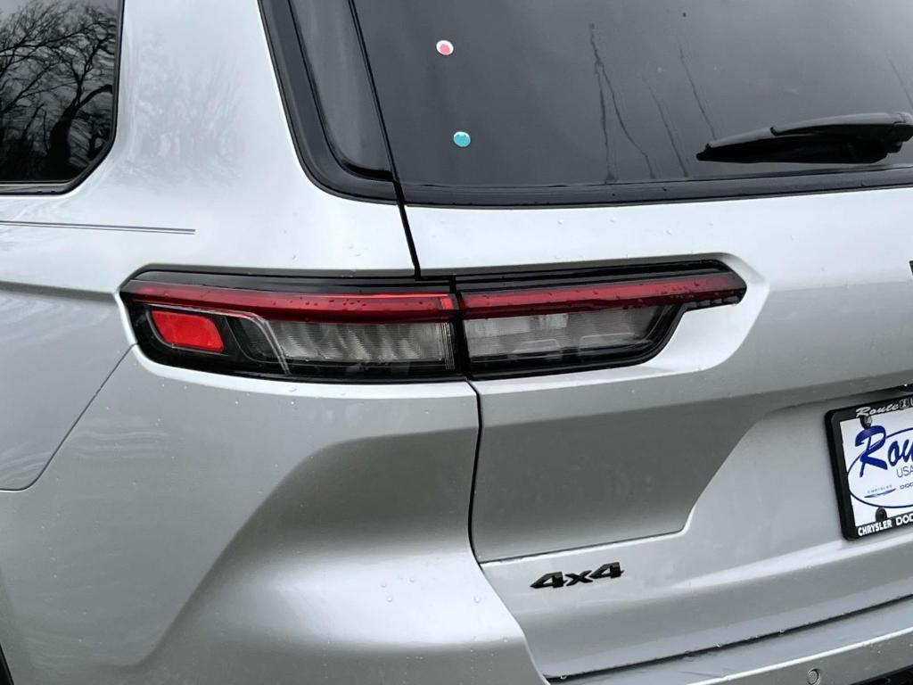 new 2025 Jeep Grand Cherokee L car, priced at $46,624
