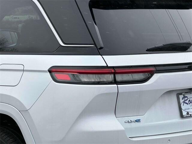 new 2022 Jeep Grand Cherokee 4xe car, priced at $59,690