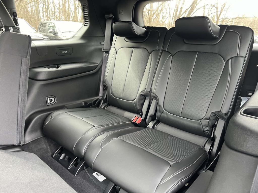 new 2025 Jeep Grand Cherokee L car, priced at $50,374